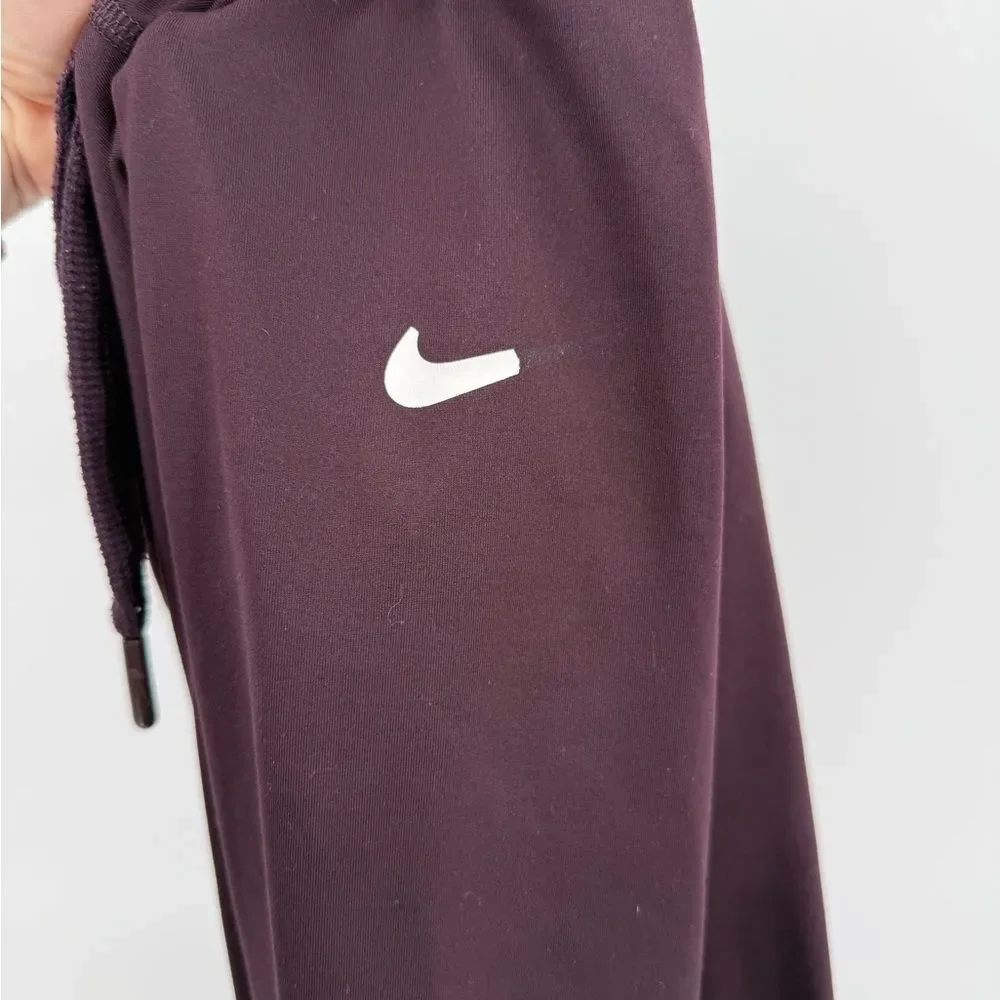 Nike Dri-FIT Cowl Neck Long Sleeve Pullover in Deep Plum | Large